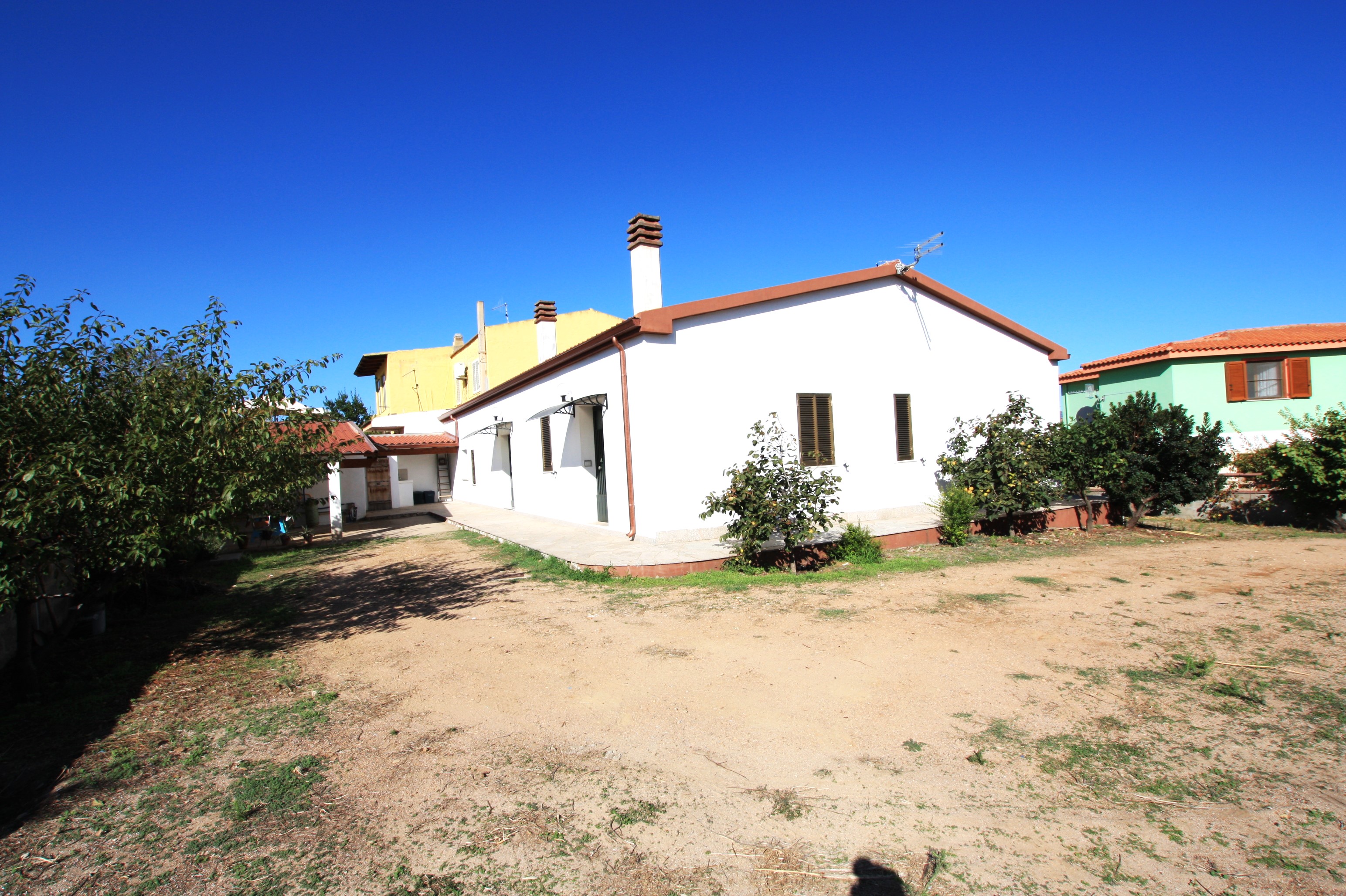 Vendesi villa Bifamiliare a Valledoria