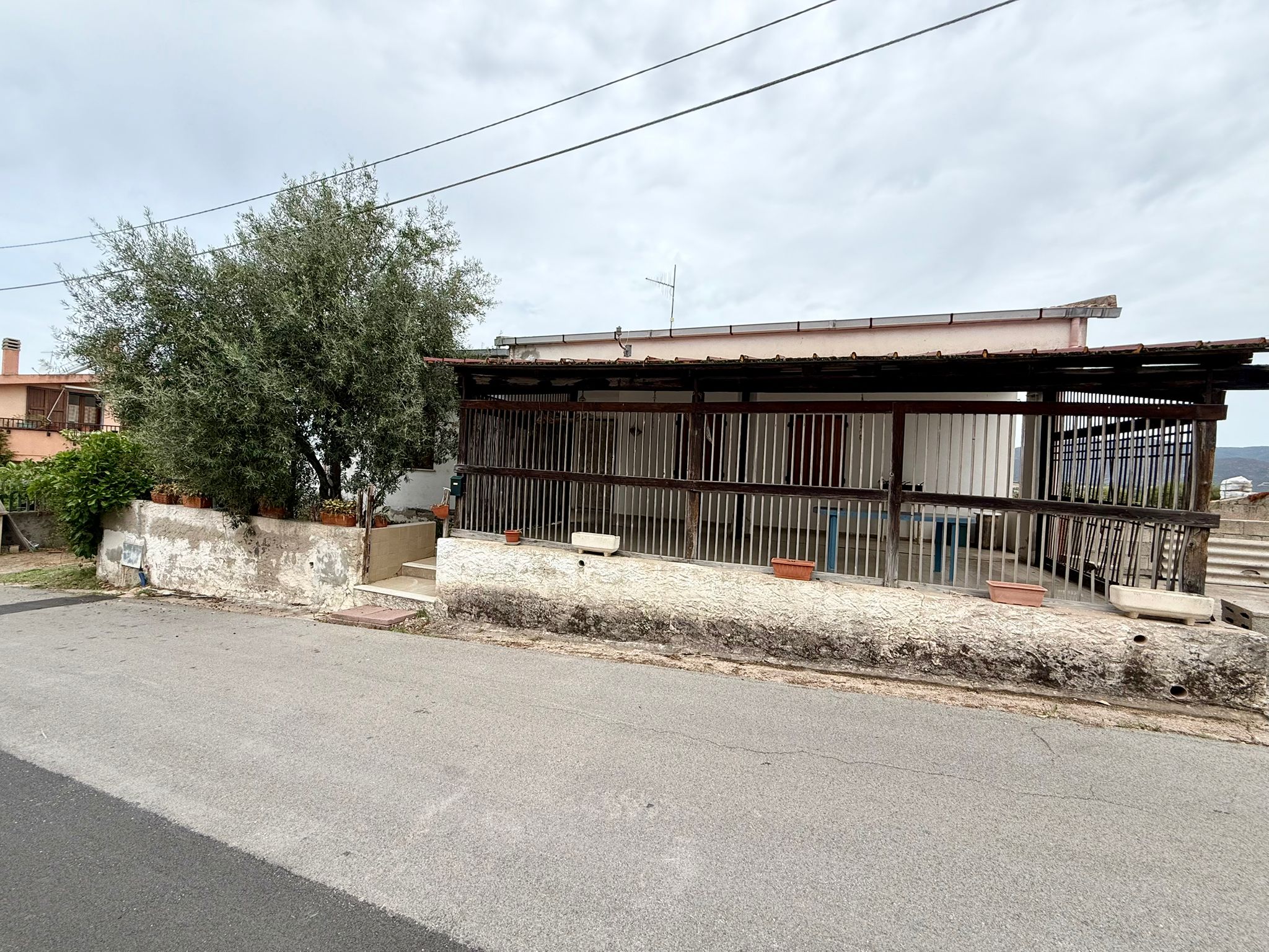 Vendesi casa indipendente a Santa Maria Coghinas
